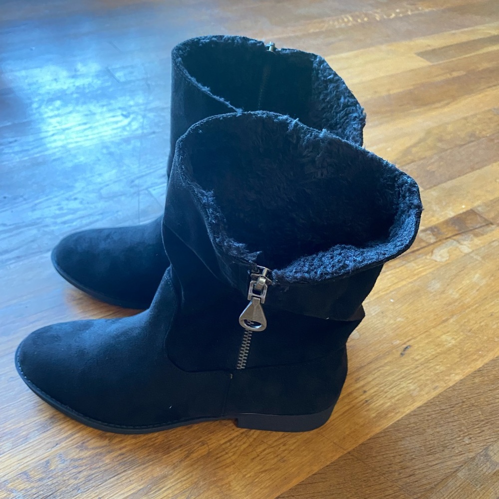 Maurices Black Ankle Boots with Faux Fur Lining